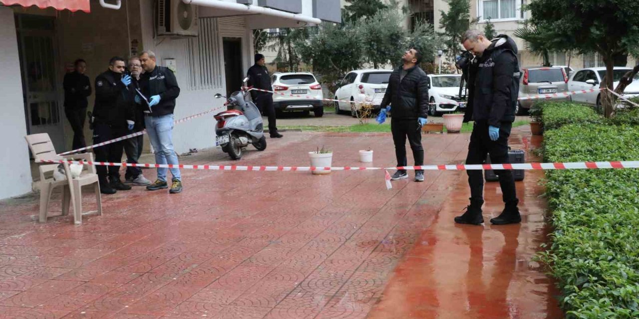 Antalya’da 5 Yaşındaki Oğlunun Ölümünün Ardından Anne De Balkondan Düştü