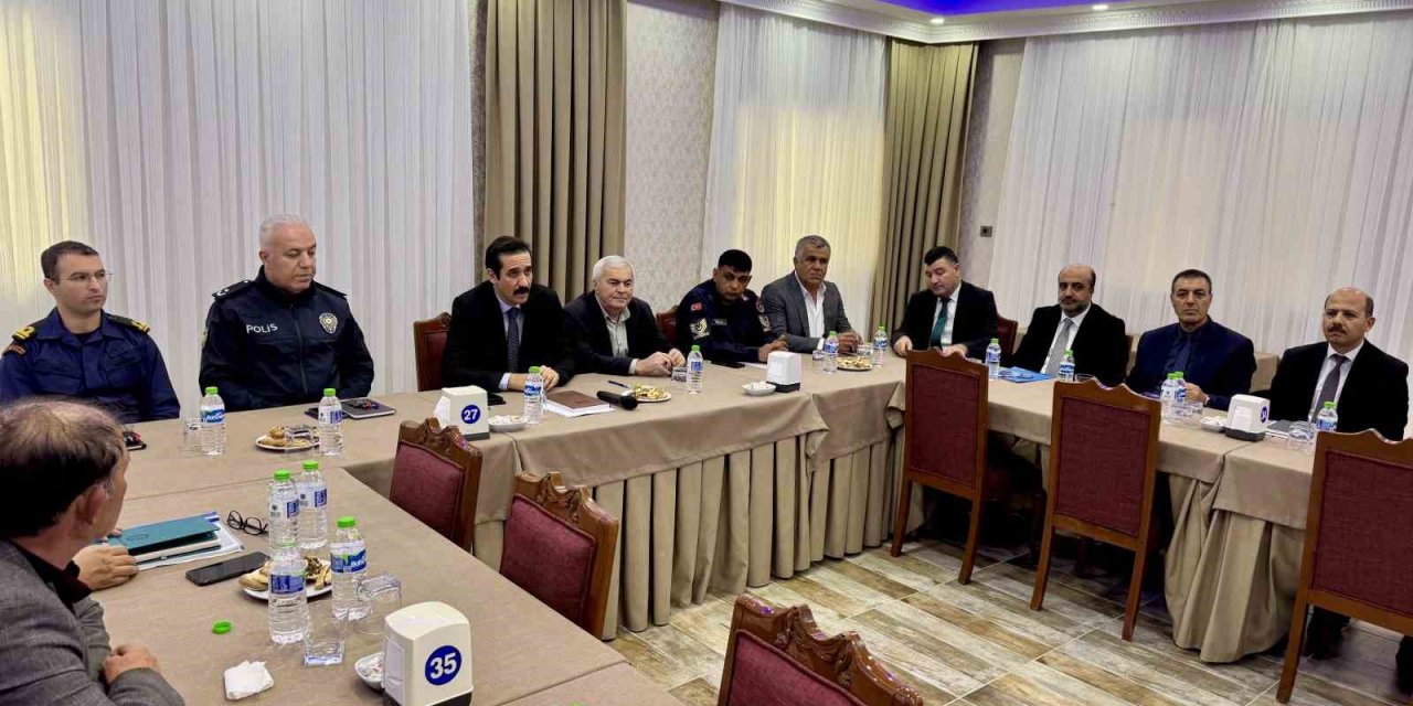 Bozyazı’da Muhtarlarla İstişare Toplantısı