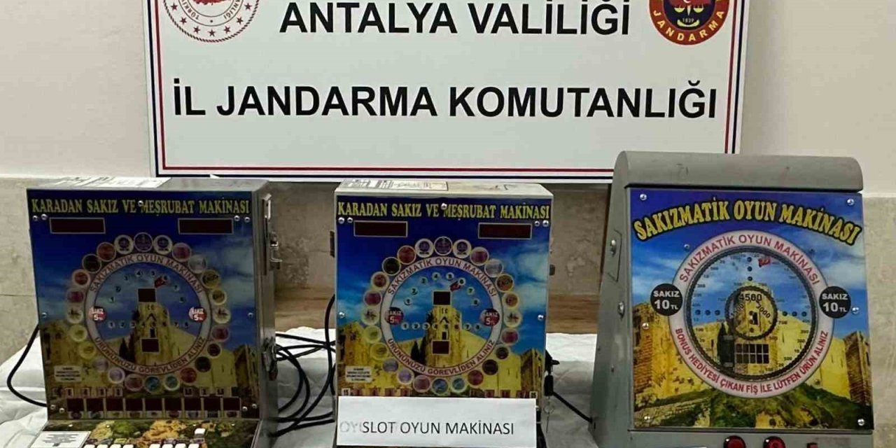 Elmalı’da Sakızmatik İle Kumara Operasyon: 2 Şüpheli Yakalandı