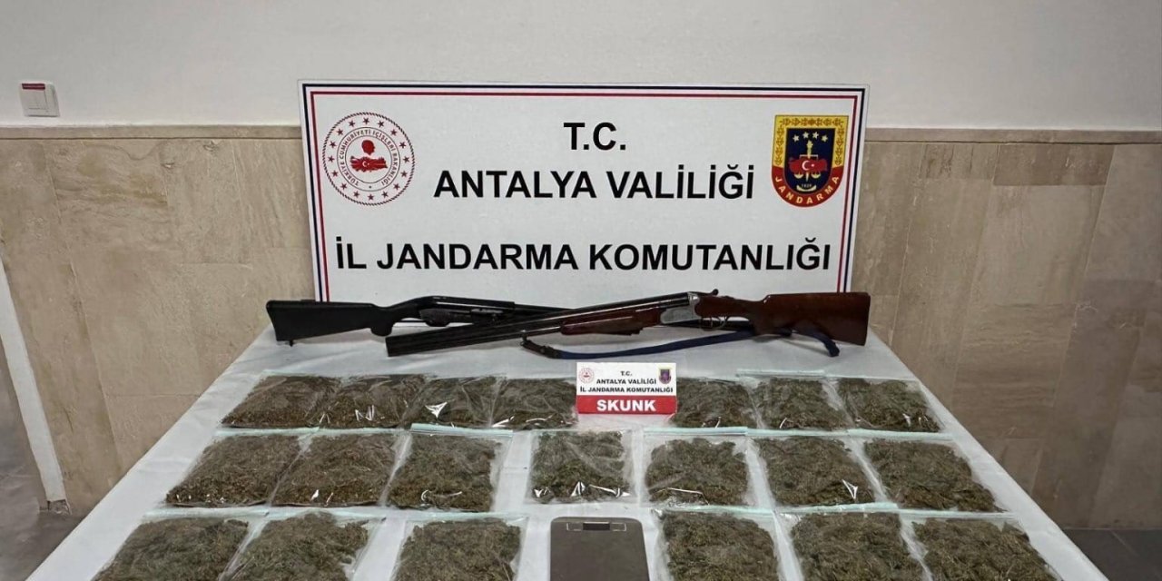 Korkuteli’de Uyuşturucu Operasyonu: 3 Gözaltı