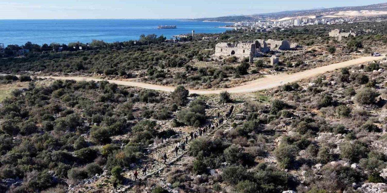 Tarihi Kilikya Yolu Yürüyüşü Doğa Ve Tarih Tutkunlarını Buluşturdu