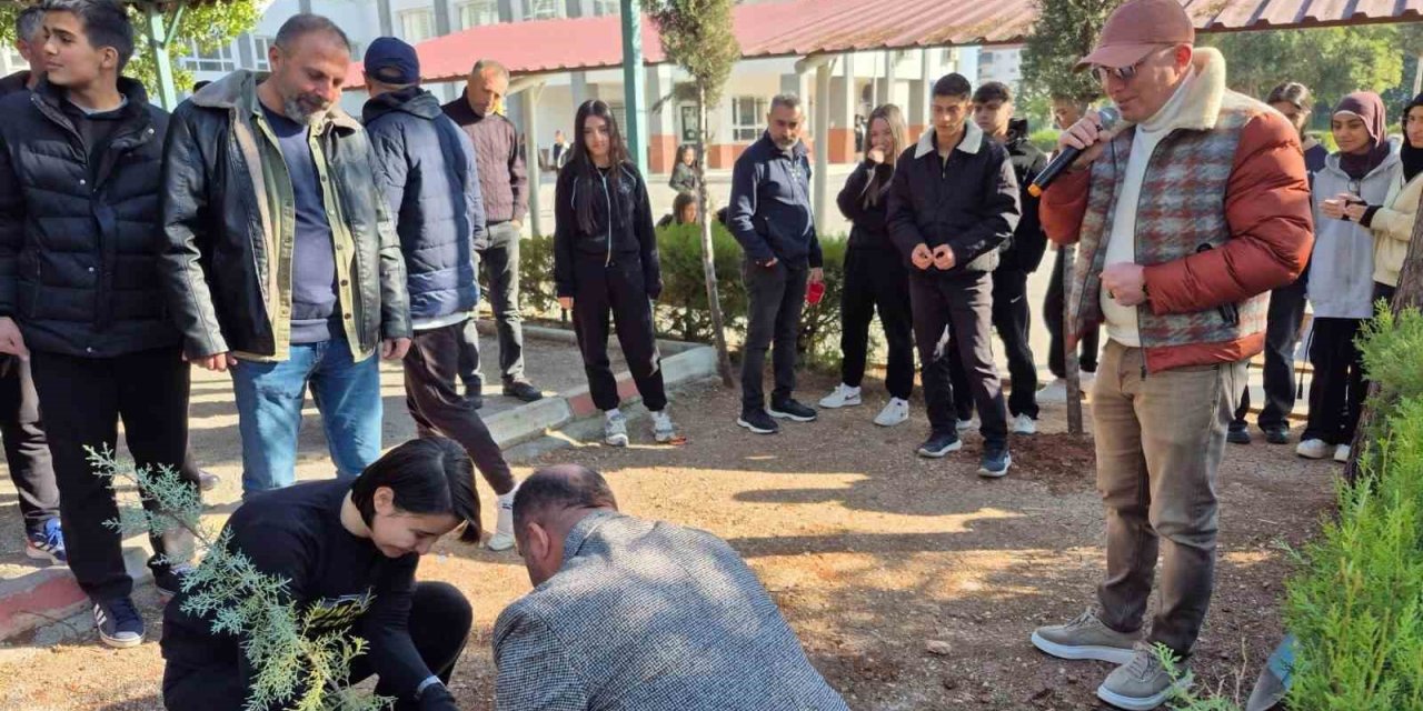 Nihal Erdem Anadolu Lisesinde ’yeşil Vatan’ Seferberliği