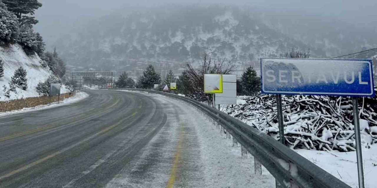 Sertavul Geçidi’nde Ulaşım Kontrollü Sağlanıyor