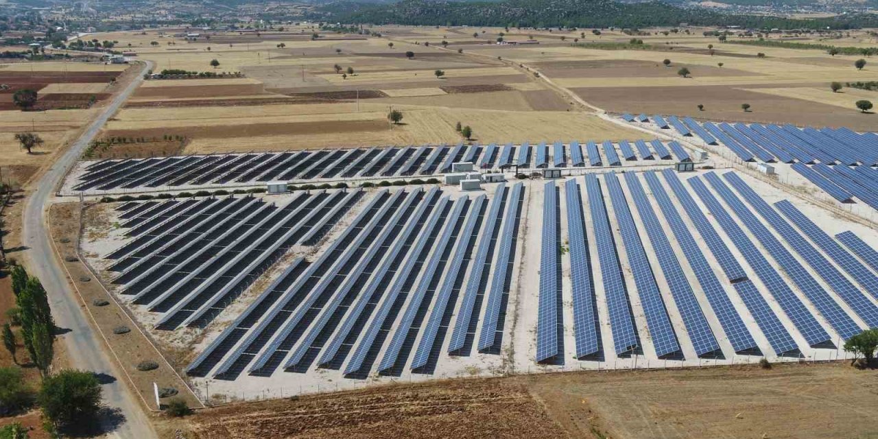 Antalya Büyükşehir’den Çiftçilere 6 Yılda 403 Milyon Tl’lik Elektrik Desteği