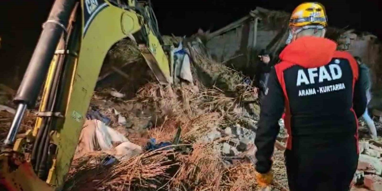 Aksaray’da Mandıra Çöktü, Çok Sayıda Hayvan Telef Oldu