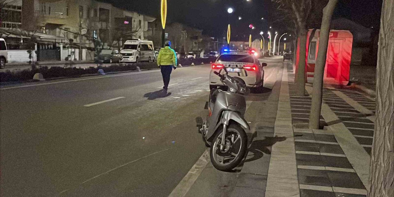 Ehliyetsiz Motosiklet Sürücüsü 40 Metre Sürüklendi
