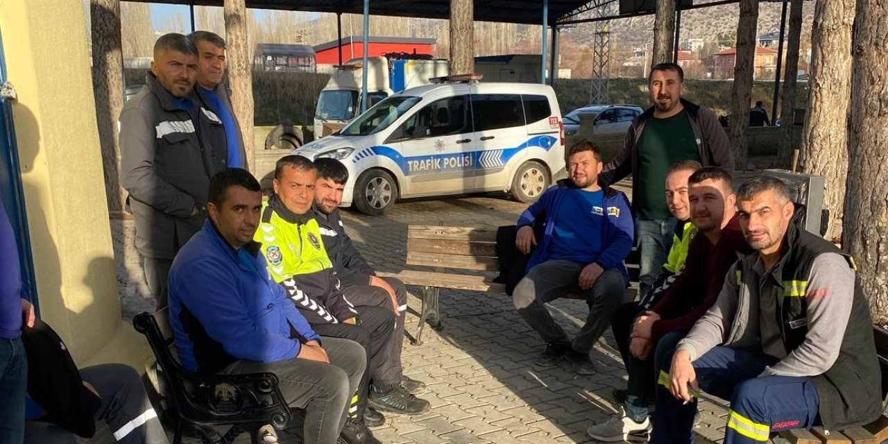 Bozkır’da Polis Ekiplerinden Trafik Güvenliği Eğitimi