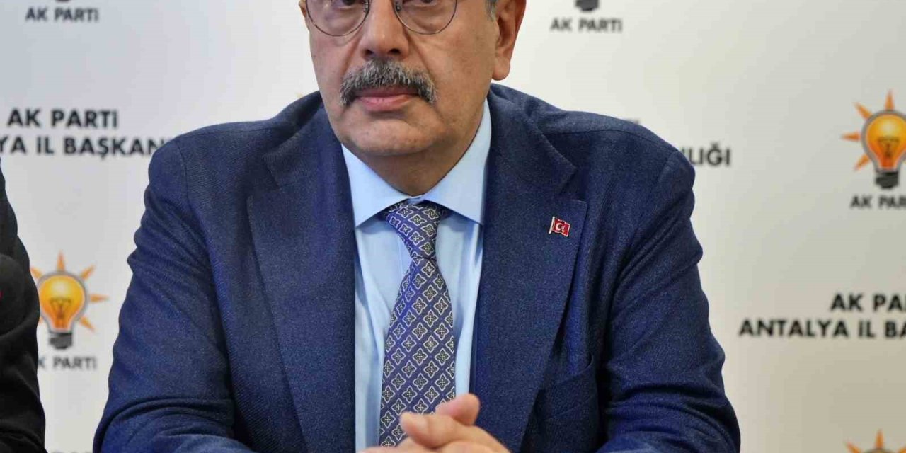 Milli Eğitim Bakanı Tekin: "bugün, 1994’teki İski Skandalının Daha Büyüğüne Şahit Oluyoruz"