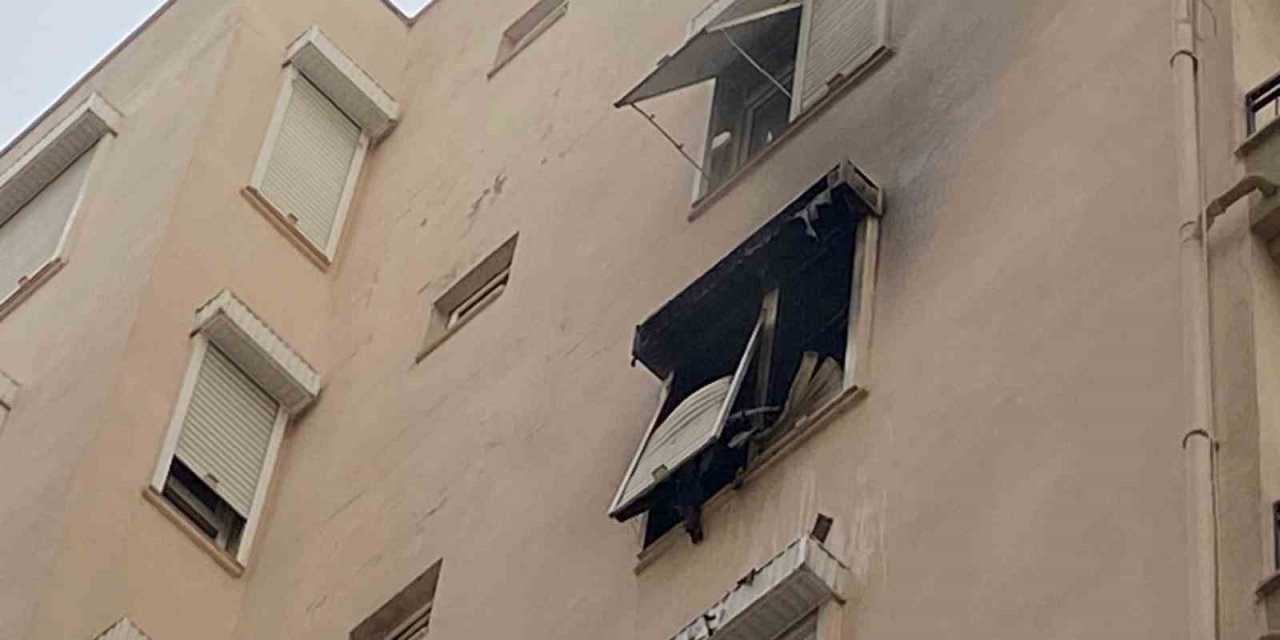 Apartman Dairesindeki Yangın Korkuttu