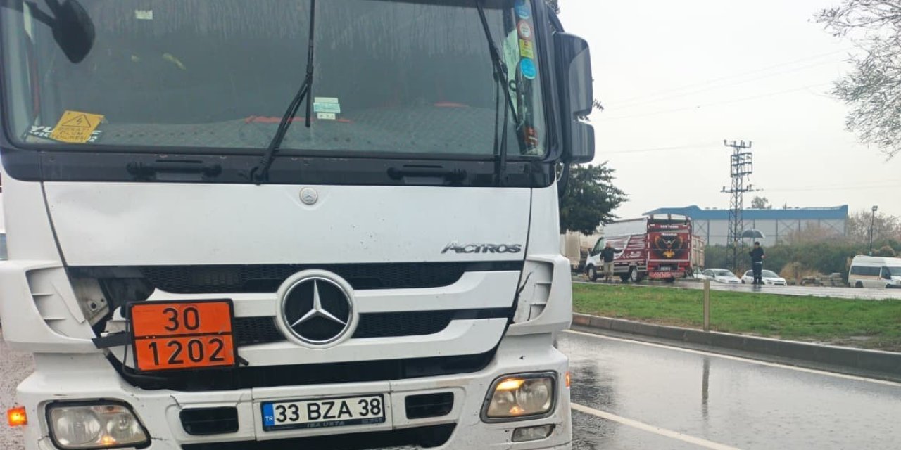 Tırın Çarptığı Yaya Hayatını Kaybetti