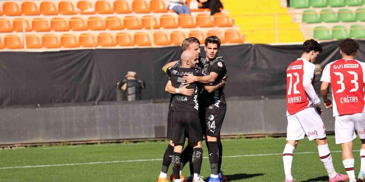 Ziraat Türkiye Kupası: Corendon Alanyaspor: 1 - Fatih Karagümrük: 1 (ilk Yarı)