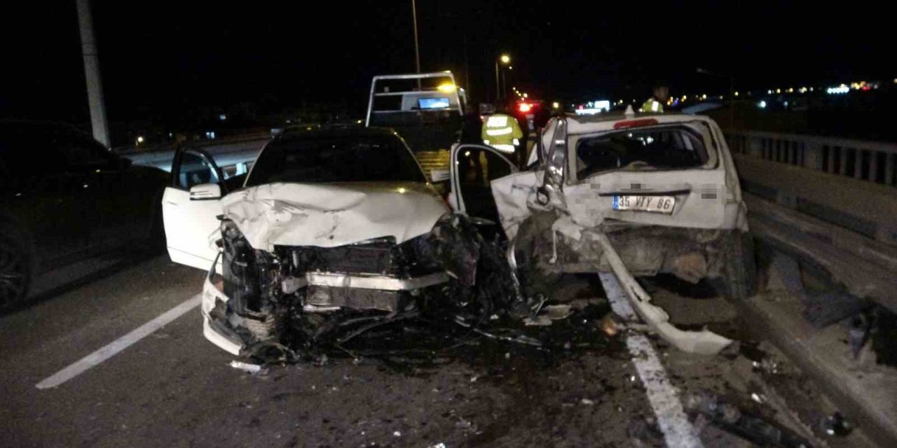 Manavgat’ta Köprülü Kavşakta Zincirleme Kaza: 2 Yaralı