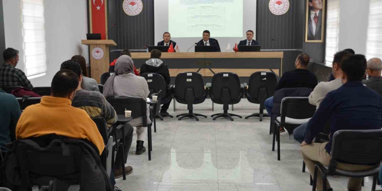 Niğde’de Hayvan Sağlığı Eğitim Toplantısı Düzenlendi