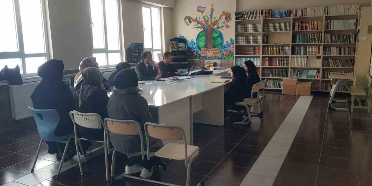 Bozkır’da Hafızlık Takip Komisyonu Kur’an Kurslarını Ziyaret Etti