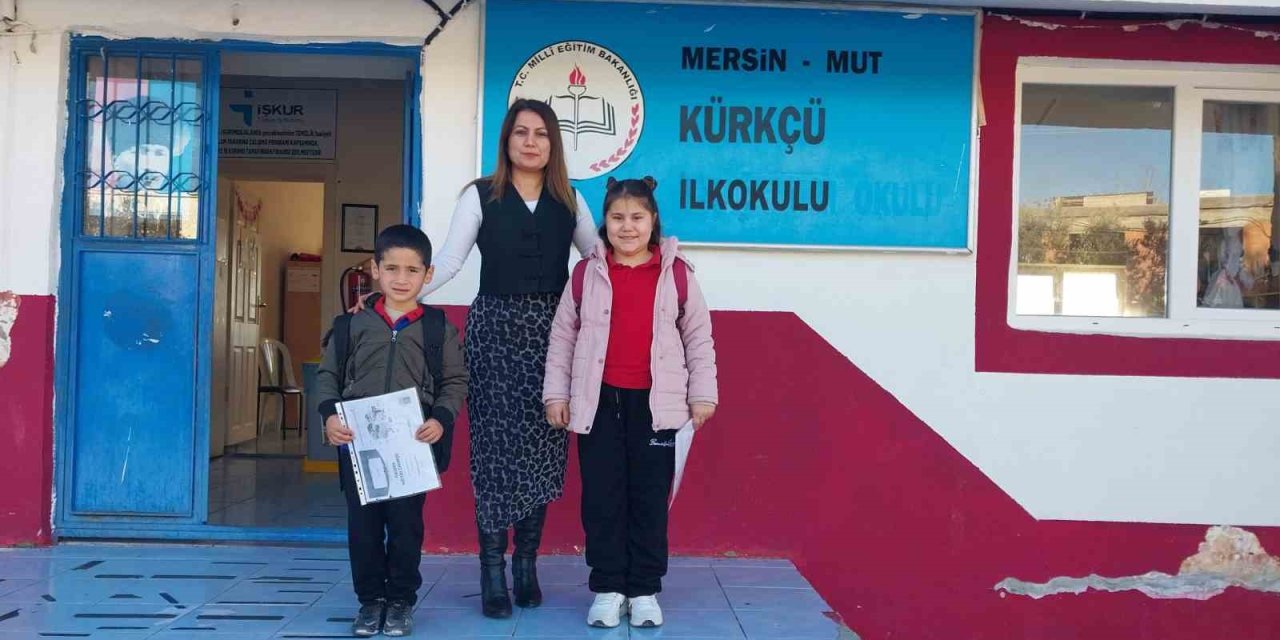 Köy Okulu 2 Öğrenci İçin Açık: Öğrenciler Karnelerini Aldı