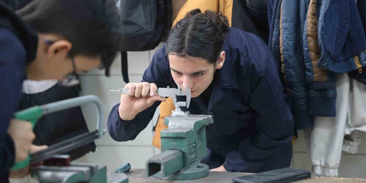 Eğitimle Üretimin Birleştiği Okul 12 Milyon Ciroya Ulaştı