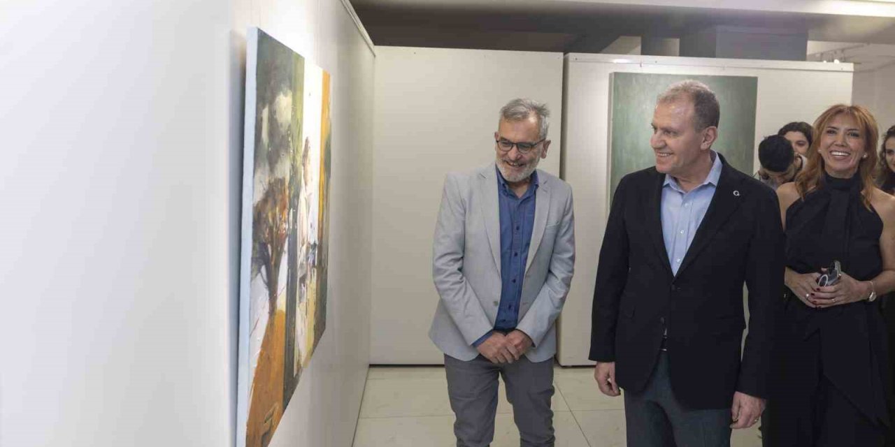 Mersin’de Cumhuriyet’in 102. Yılına Özel Resim Sergisi