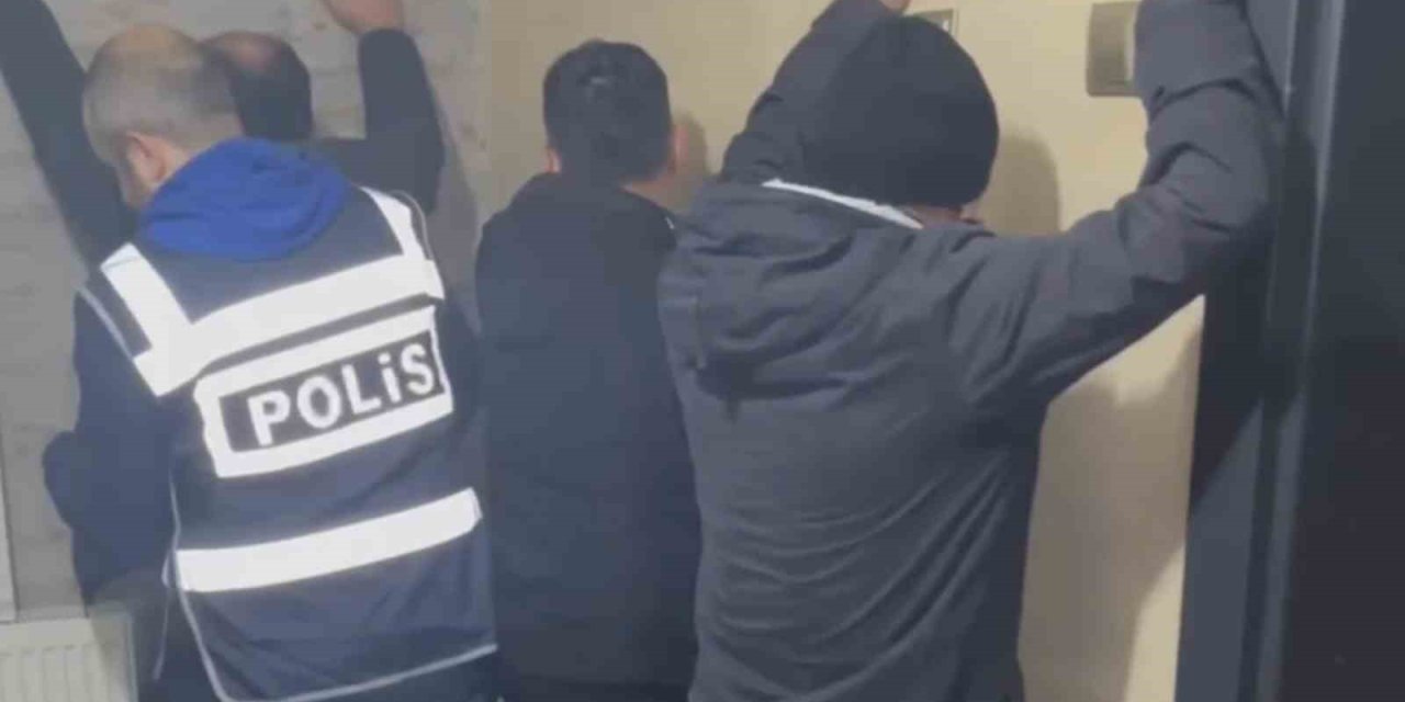 Konya’da Kumar Operasyonu: 19 Kişiye 220 Bin TL Ceza