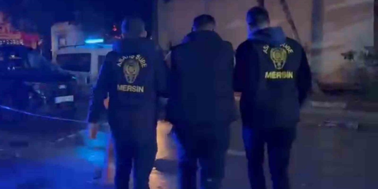 99 Yıl Kesinleşmiş Hapis Cezasıyla Aranan Şahıs Mersin’de Yakalandı