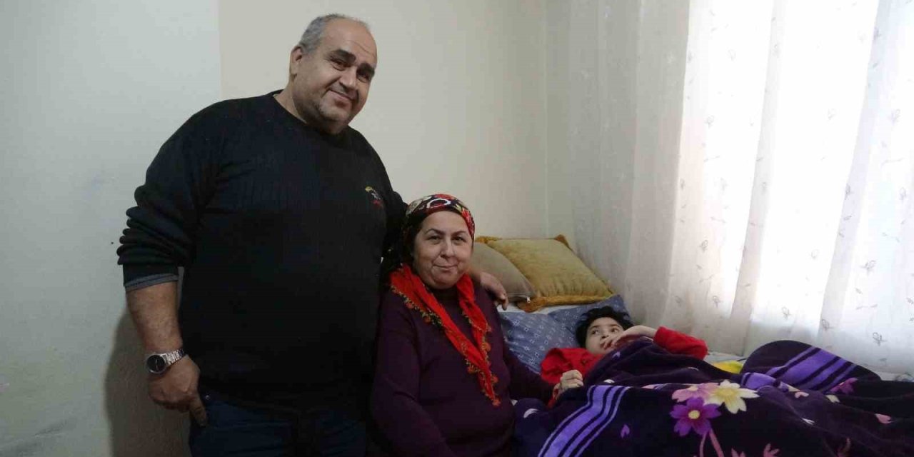 Baldızının Vasiyetine 10 Yıldır ’evlat’ Gibi Bakıyor: ’yaşamaz’ Dediler, Canları Oldu