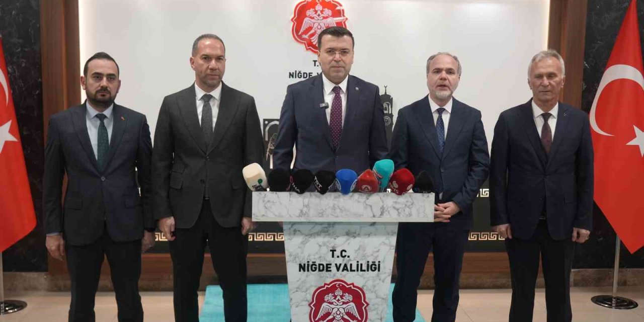 Niğde Valisi Nedim Akmeşe Görevine Başladı