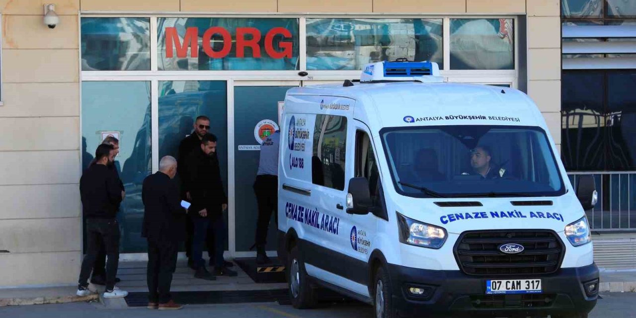 3 Aylık Evli Kadının Silahla Ölümü Olayında Eşi Tutuklandı