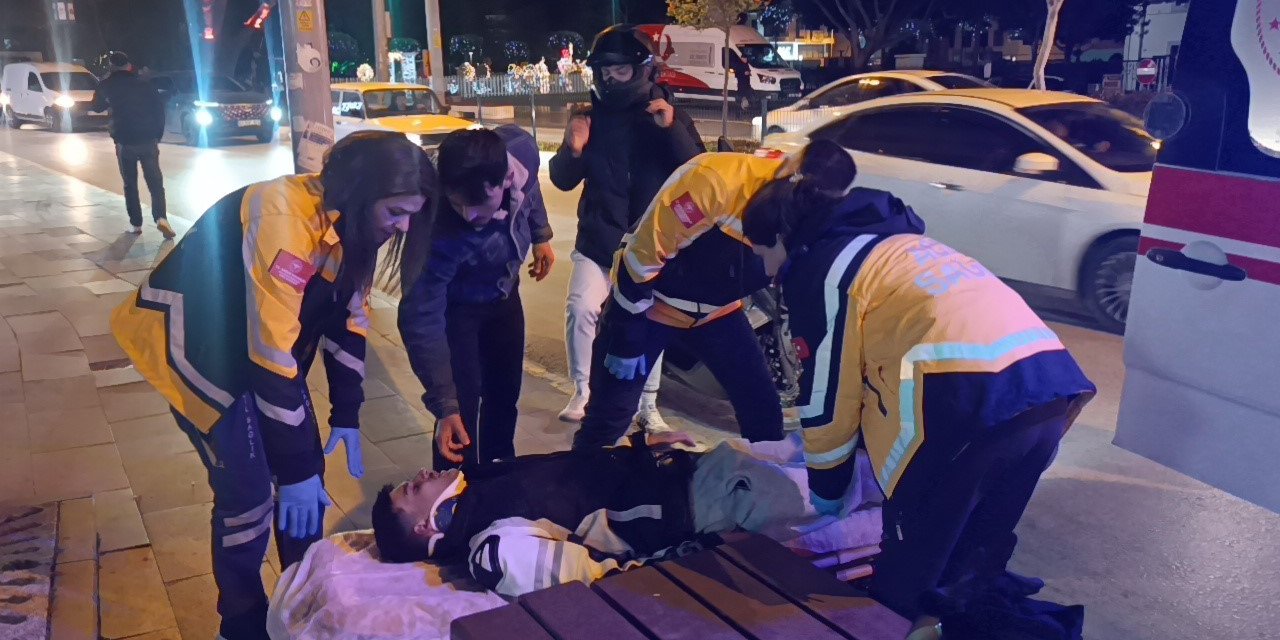 Antalya’da Devrilen Motosikletin Sürücüsü Yaralandı