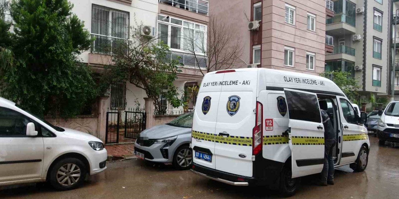 Antalya’da Yaşlı Kadın Evinde Ölü Bulundu