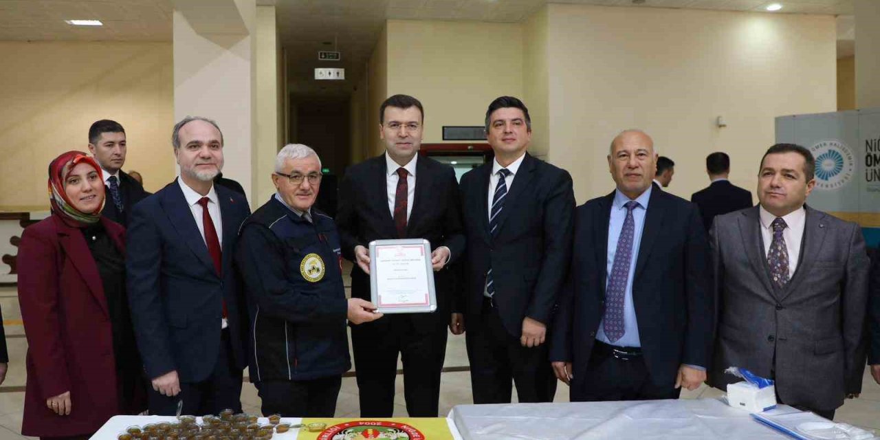 Niğde Geven Balı’nın Coğrafi İşareti Tanıtıldı, Arıcılık Eğitimi Verildi