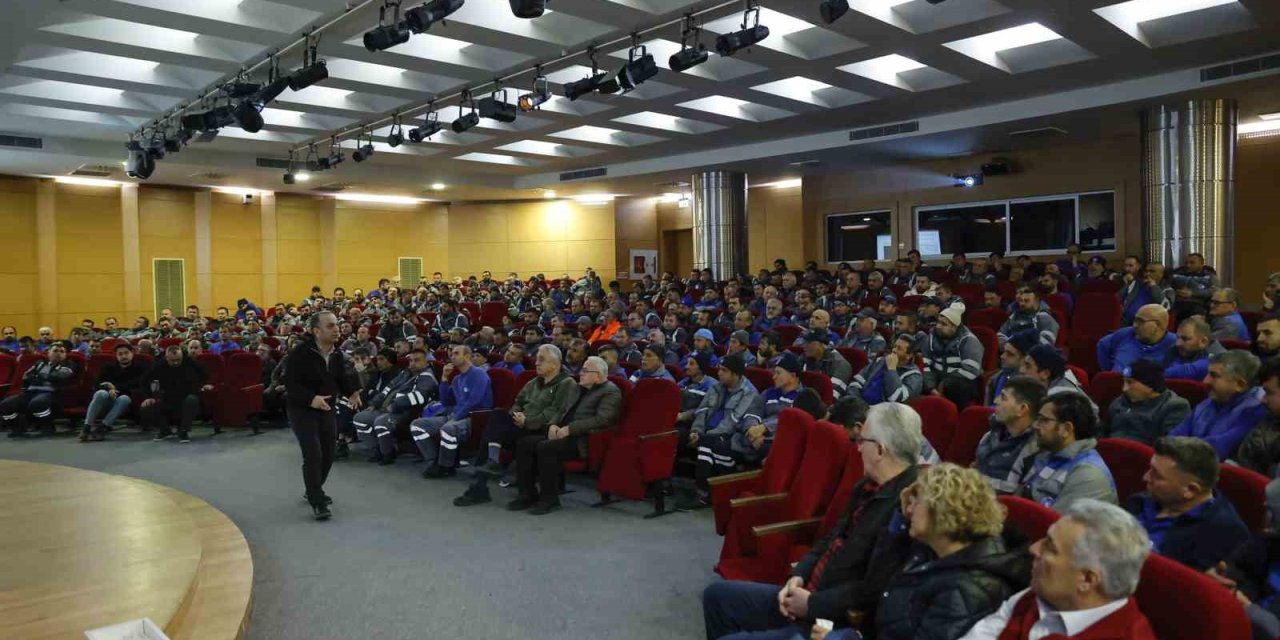Büyükşehir’den İlaçlama Personeline Biyosidal Ürün Kullanımı Eğitimi