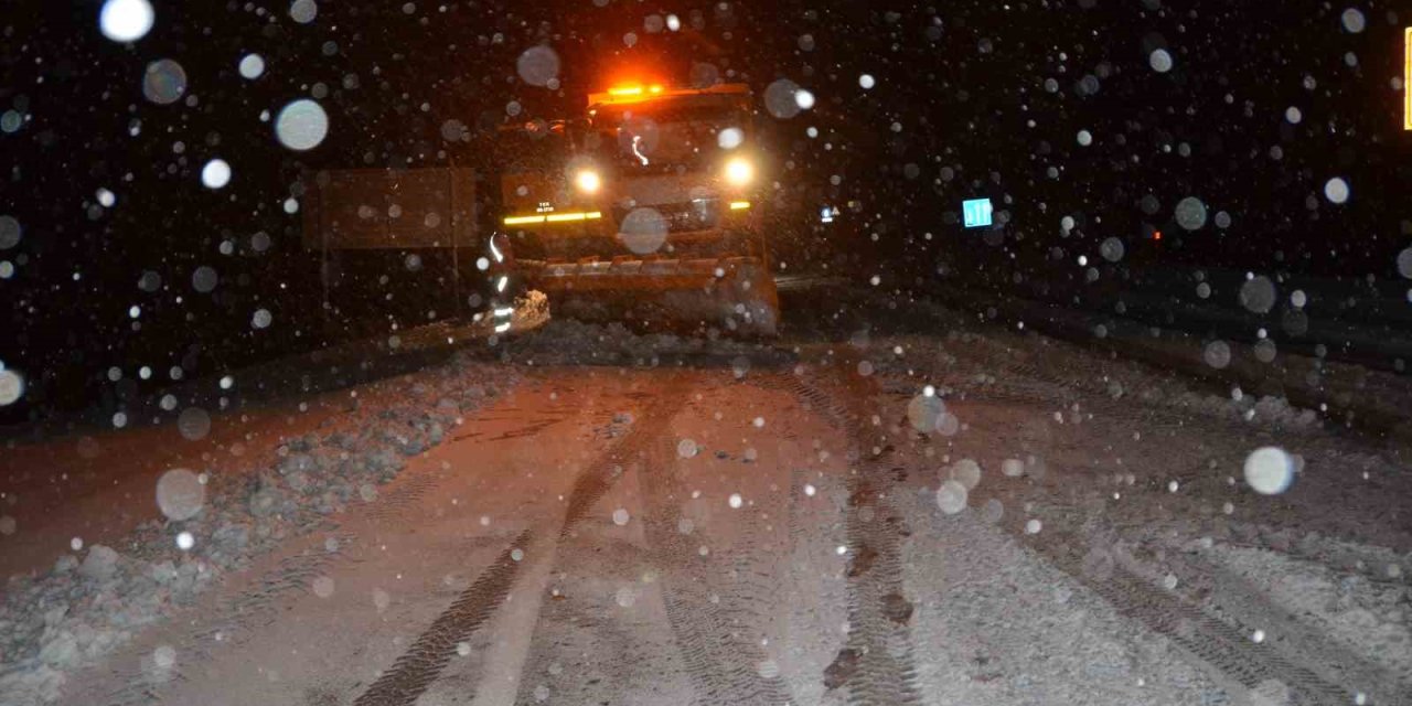Antalya-konya Karayolunda Kar Yağışı Yeniden Başladı