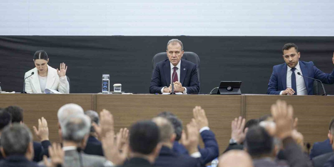 Başkan Seçer: "441 Mahallemiz Kırsal Mahalle Statüsünü Devam Ettirecek"