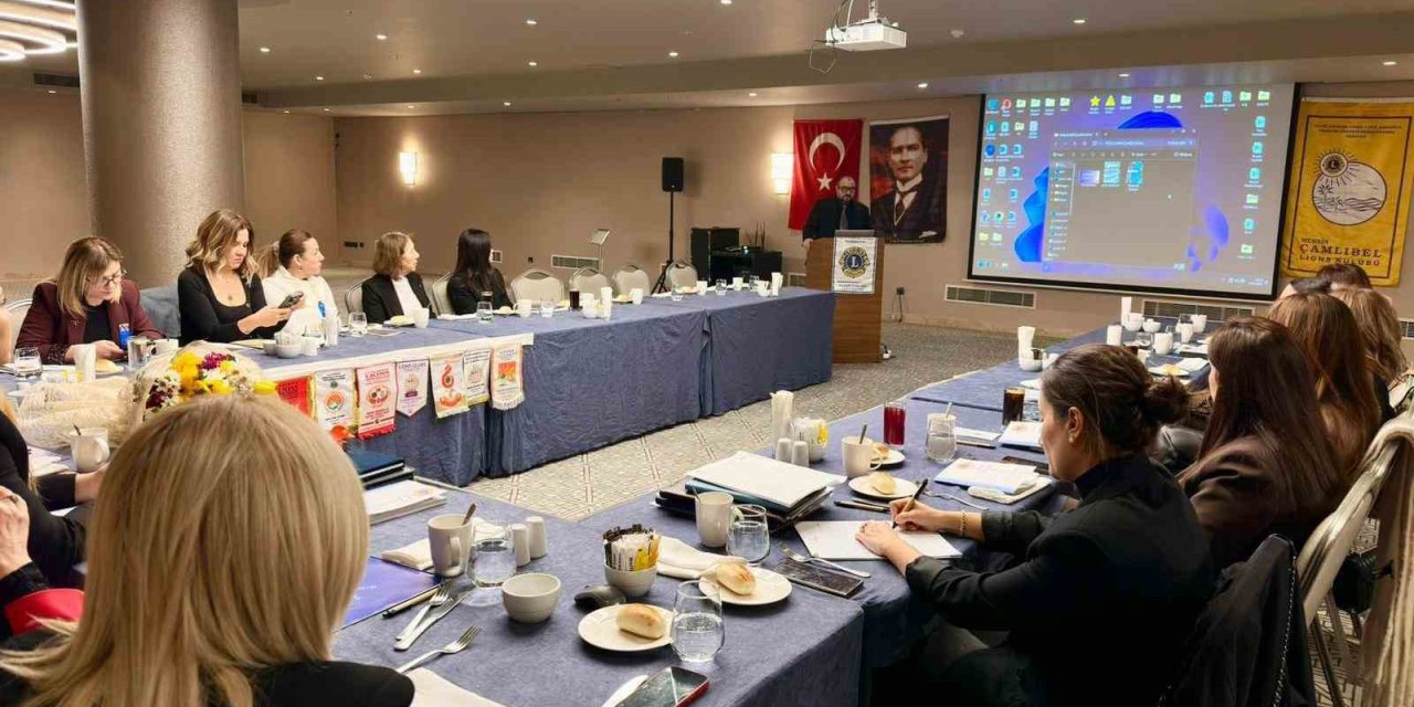 Mersin’de Sürdürülebilir İstihdam İçin Kariyer Merkezi-stk Buluşması