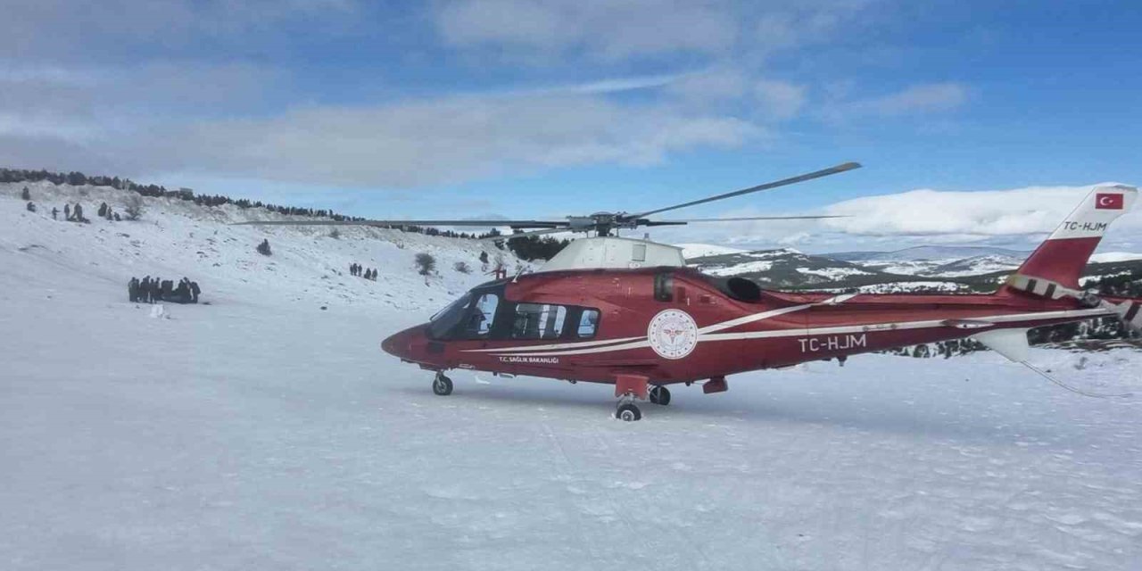 Kayakta Düşerek Ayağını Kıran Genç Hava Ambulansıyla Hastaneye Kaldırıldı