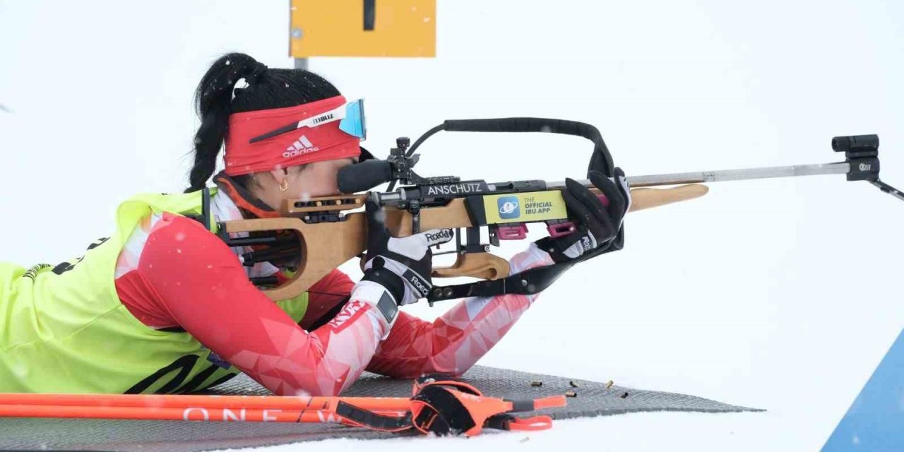 Niğdeli Sporcu, Milli Kayakçı Ebru Tuncer Erzurum’daki Yarışı Zirvede Tamamladı