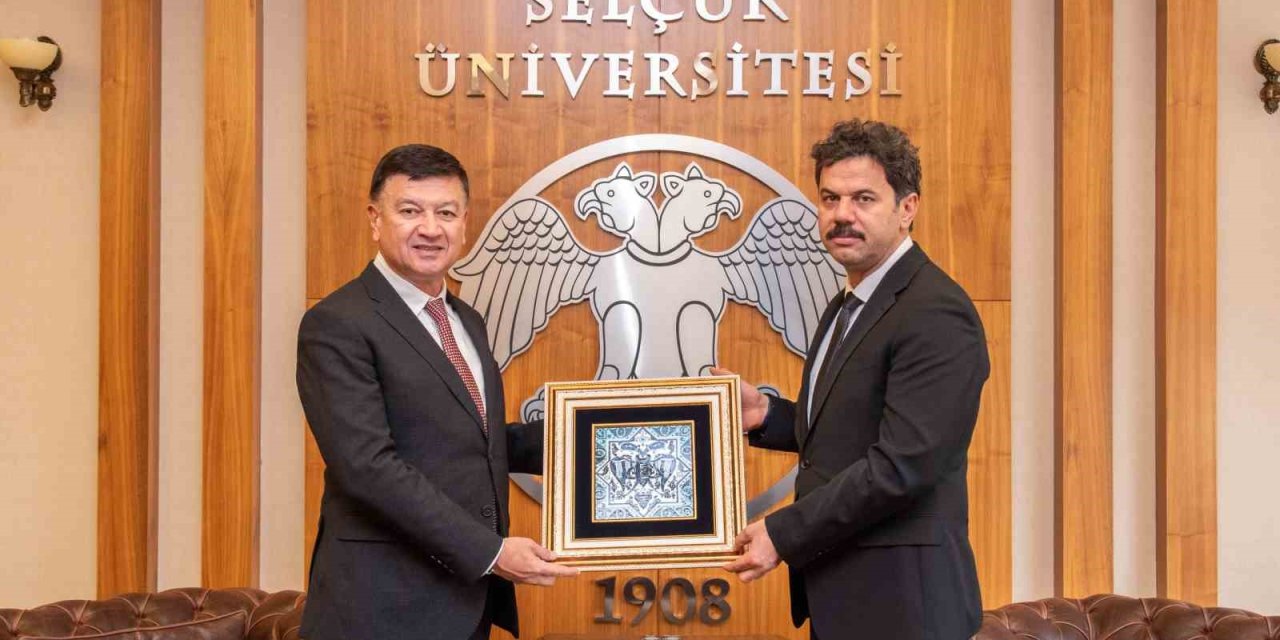Selçuk Üniversitesi İle Zarmed Üniversitesi İş Birliğini Güçlendiriyor