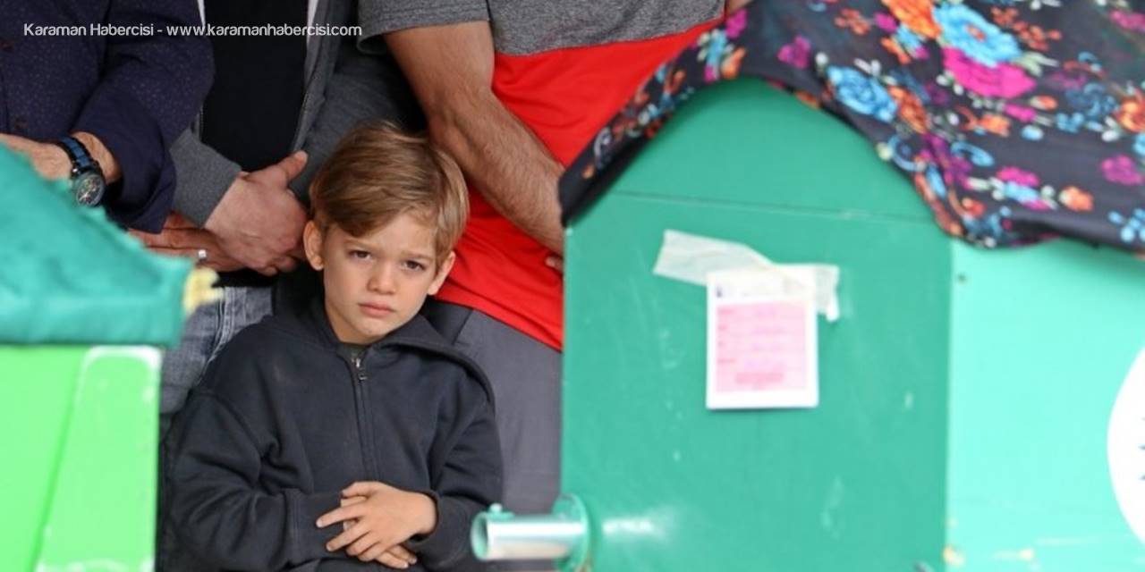 Baba Ve 6 Yaşındaki Oğlunun En Acı Görevi