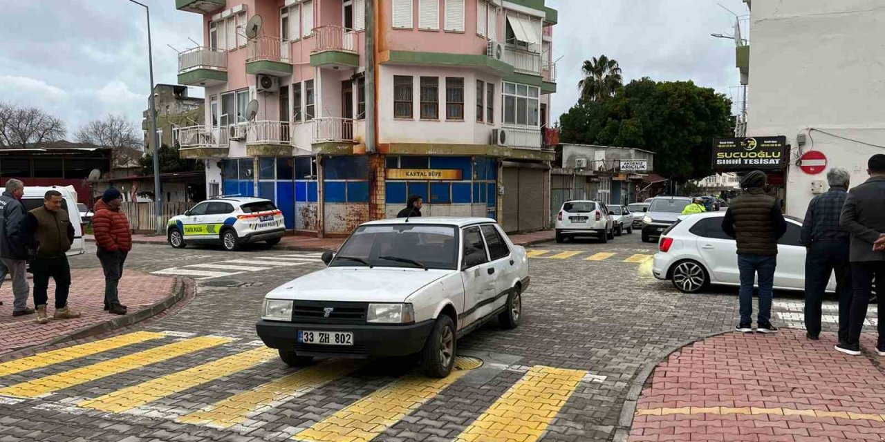 Gazipaşa‘da Otomobil İle Motosiklet Çarpıştı: 2 Yaralı