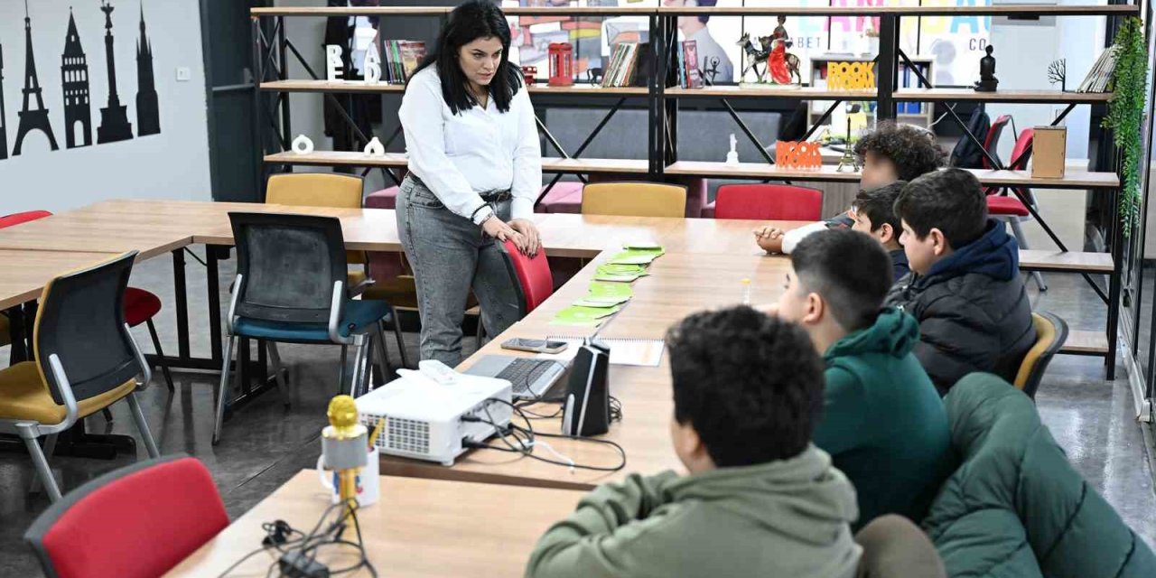 Mersin’de Çocuklar Akran Zorbalığına Karşı Empati Atölyelerinde Buluştu