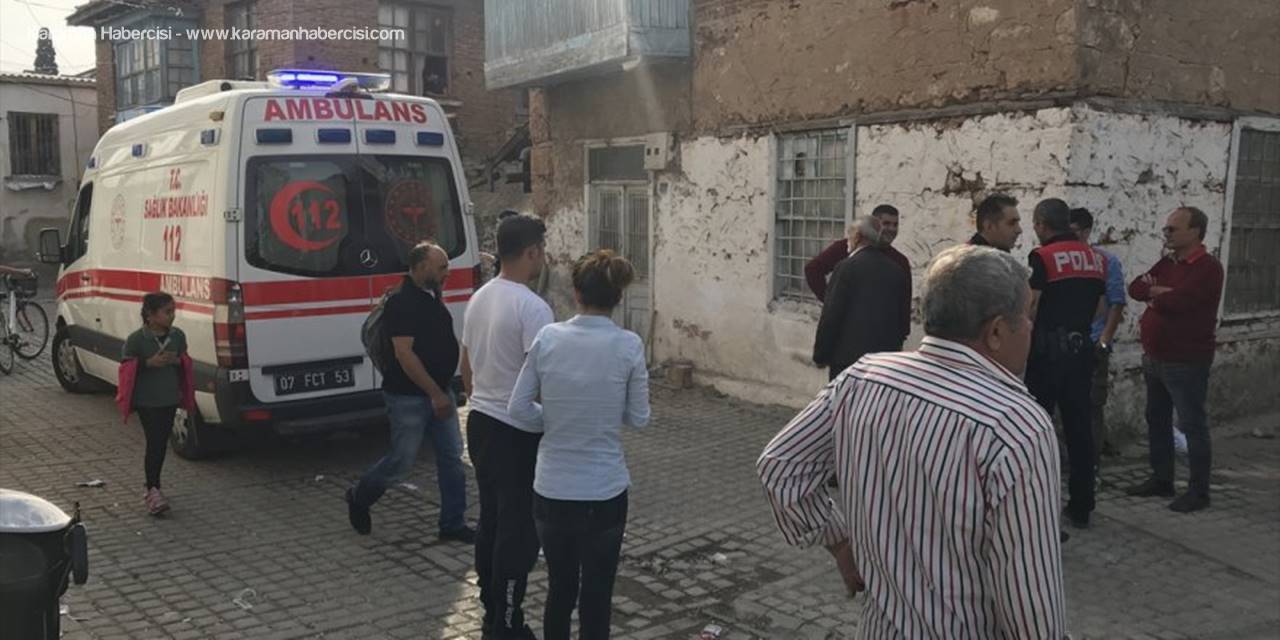 Antalya'da İki Aile Arasında Silahlı Kavga: 5 Yaralı