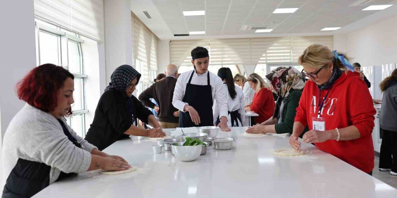 Alkü "benim Üniversitem" Dolu Dolu Geçti