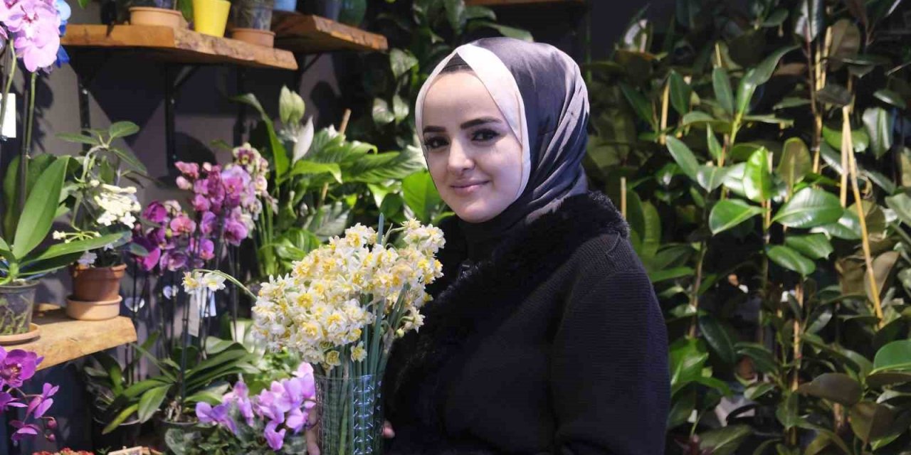 ’çiçeklerin Annesi’ Nergis Büyük İlgi Görüyor