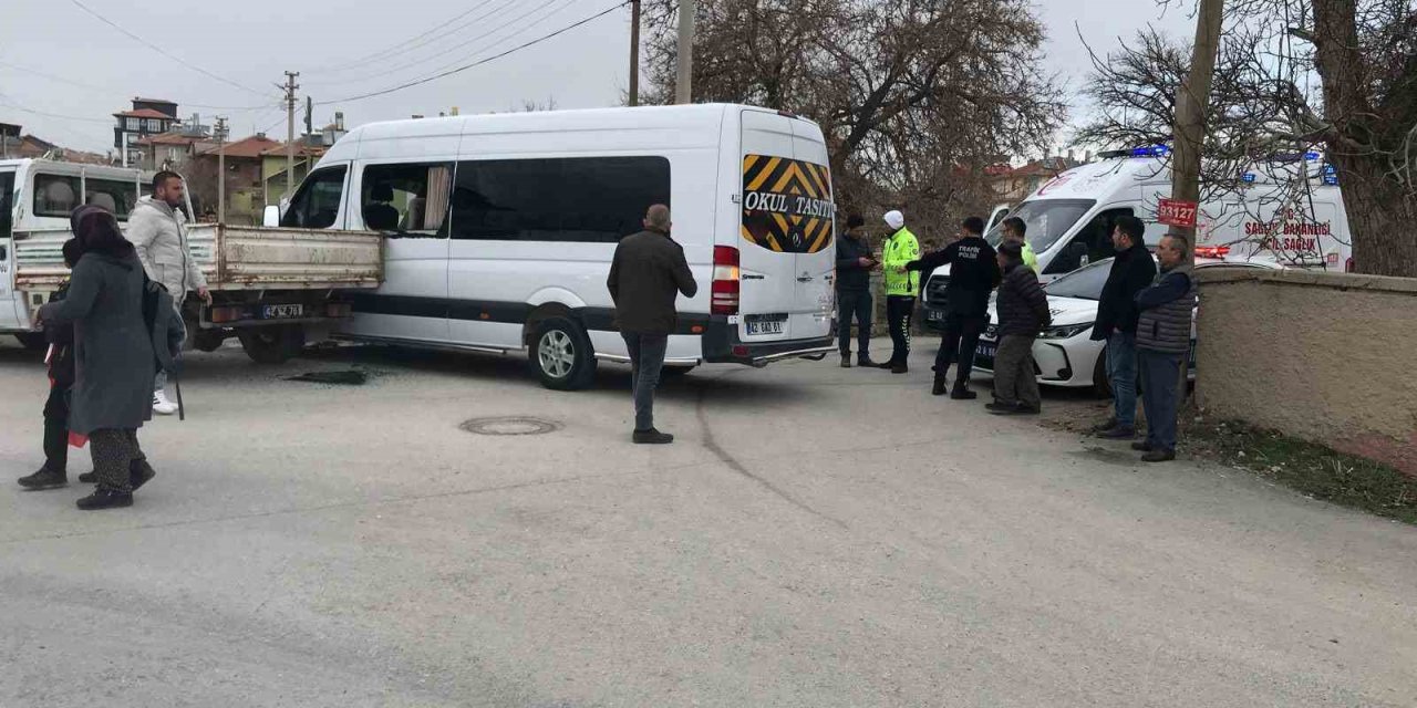Konya’da Okul Servisi Belediye Aracı İle Çarpıştı: 5 Yaralı