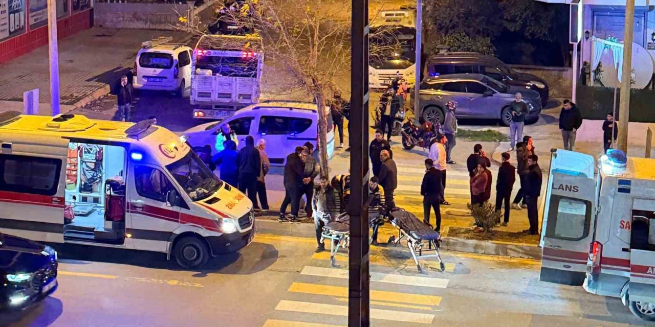 Motosikletler Çarpıştı:2 Yaralı