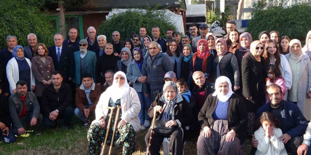 Ermeni Katliamından Kaçmışlardı: 108 Yıl Sonra Kuzenler Ve Torunlar İlk Defa Buluştu