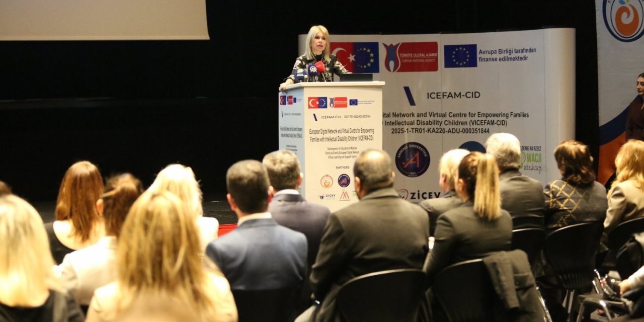 Zihinsel Engelli Çocuklara Sahip Ailelere Yapay Zekalı Destek