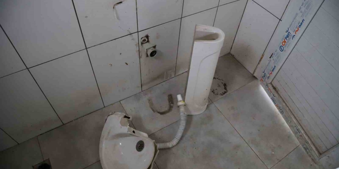 Mersin’de Parka Çirkin Saldırı