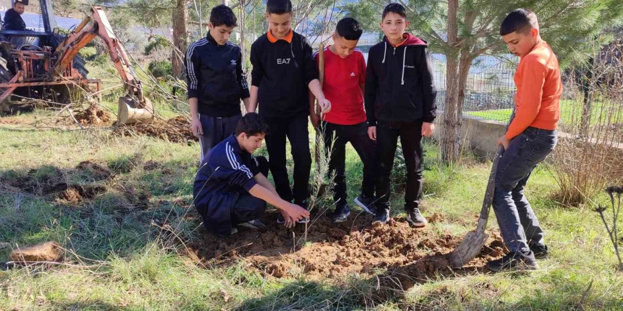Antalya’da Öğrencilerden Geleceğe Nefes