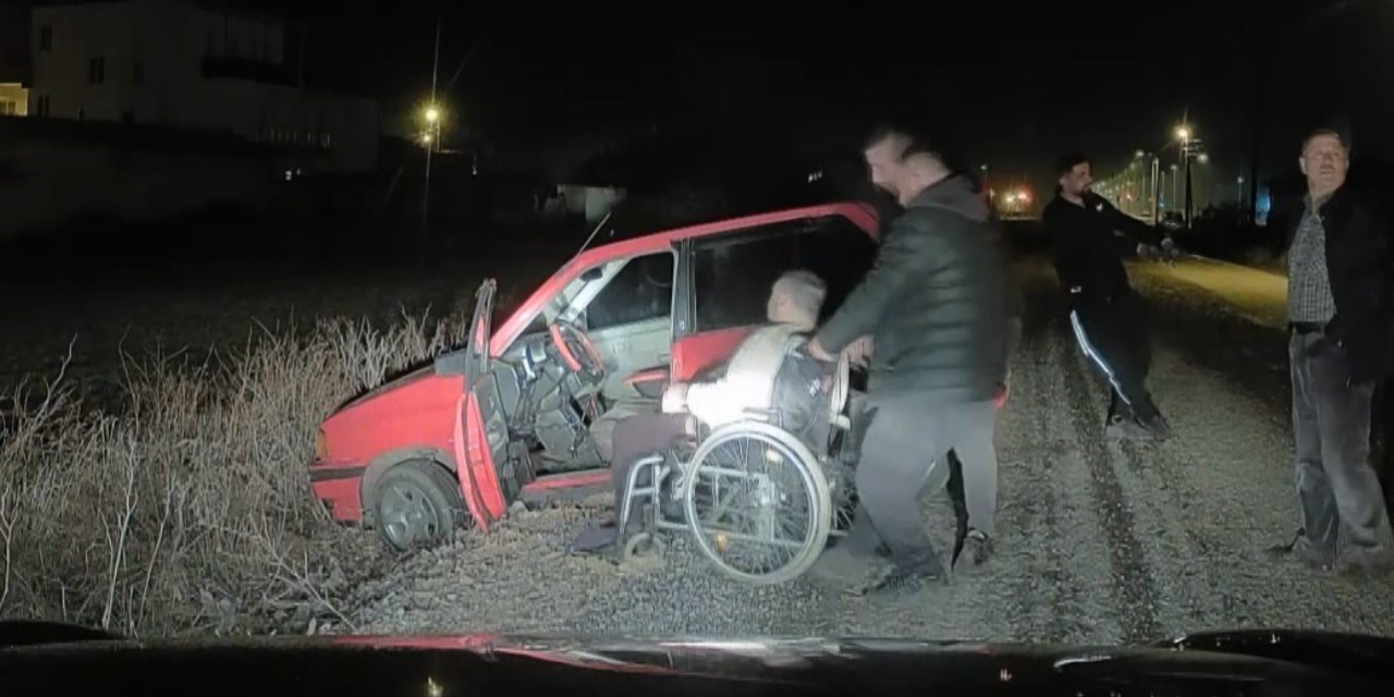 Araç Şarampolde, Engelli Sürücü De Araçta Mahsur Kaldı
