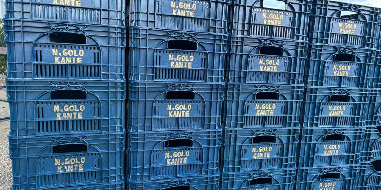 Fanatik Üreticinin ‘kante’ Sevgisi: Domatesleri Topladığı Kasaya Bile Onun Adını Yazdırdı